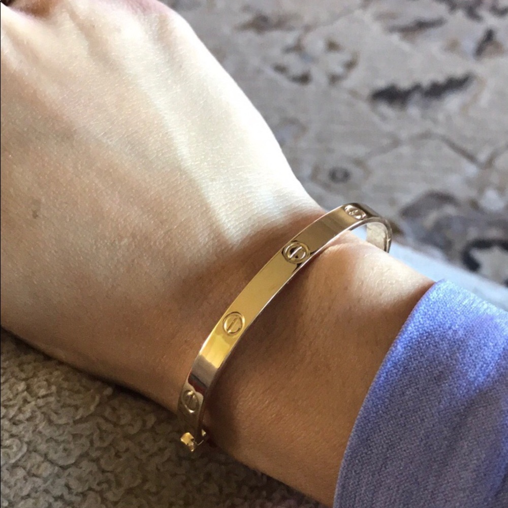 18k solid gold ❤️ bracelet.